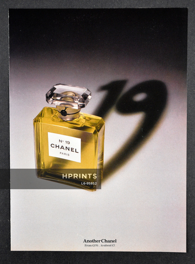 Chanel (Perfumes) 1977 Numéro 19 — Perfumes — Advertisement
