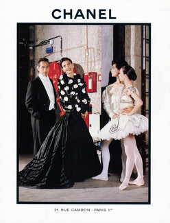 Chanel 1988 Inès de la Fressange Camelias Evening gown Ballerinas Opera