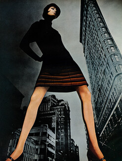 Hanes (Hosiery) 1966 Stockings "Alive", Flatiron Building