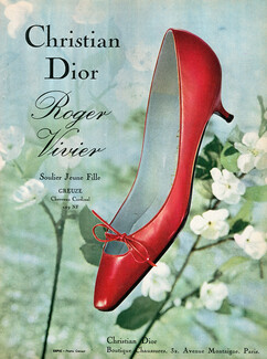 Christian Dior - Roger Vivier (Shoes) 1962 Greuze, Photo Genest