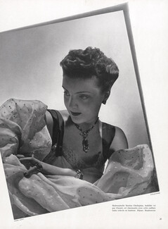 Chanel 1938 Marina Chaliapine, Emile Hairstyle, Mauboussin Necklace, Photo André Durst