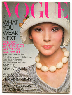 UK Vogue British Magazine 1971 August, Barry Lategan, David Bailey Peru, Saint Laurent