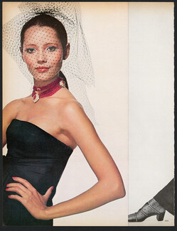 Van Cleef & Arpels 1971 Strapless Dress, Photo Irving Penn