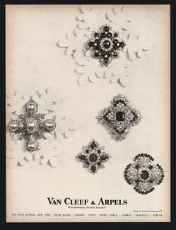 Van Cleef & Arpels (High Jewelry) 1967 Clips