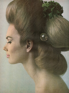 Van Cleef & Arpels 1962 Canary Diamond, At Kenneth's Hairstyle, Photo Art Kane