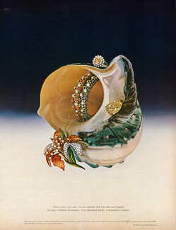 De Beers 1968 Diamond is forever