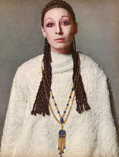 Piaget (Watches) 1970 Chained Watch, Photo Avedon