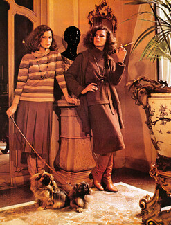 Silmar (Clothing) 1977 Pekingese Dog, Cigarette Holder