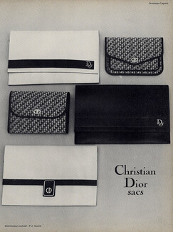 Christian Dior (Handbags) 1976 Photo Laporte