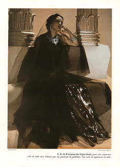 Mainbocher 1937 Princesse de Kapurthala Fashion Photography Evening Gown