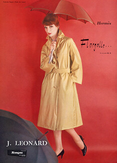 Hermès (Couture) 1961 Photo R. de Vassal, Umbrella, Imperméable