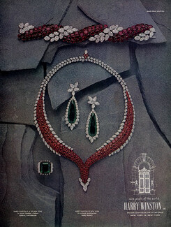 Harry Winston (Jewels) 1970 Necklace, Bracelet, Earrings, Ring