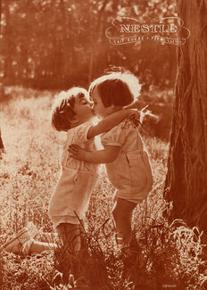 Nestlé (Chocolates) 1940 children, kiss