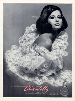 Houbigant (Perfumes) 1962 Chantilly