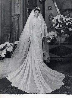 Worth 1940 Thérèse Sander, Wedding Dress, Fashion Photography