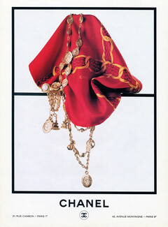 Chanel (Fashion Goods) 1987 Scarf, Jewels