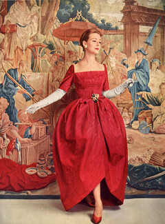 Balenciaga 1956 Robe en moire, Evening Gown, Tapisserie de chez Denise Gateau, Photo Philippe Pottier