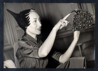 Schiaparelli 1952 "Casques Paratonnerre Hats", Original Fashion Photography