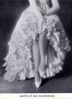 Balenciaga 1957 Stockings & Gloves