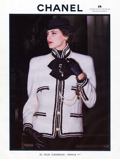 Chanel 1985 Inès de la Fressange Suit