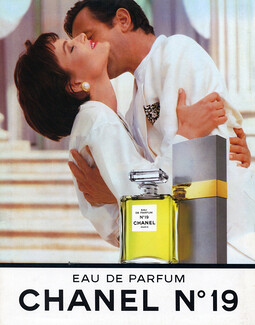 Chanel (Perfumes) 1989 Numéro 19 Eau de Parfum