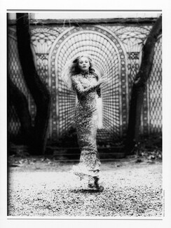 Ellen von Unwerth 2000 Arielle Dombasle, Galliano