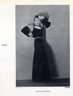 Chanel 1933 Nikitina Dancer, Black Evening Gown, Belt Jewellery