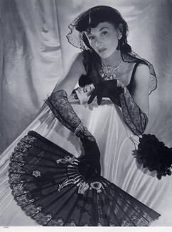 Van Cleef & Arpels 1941 Diamond Necklace, Bracelet, Earrings, Clips, Lace Fan... Nadja Buckley