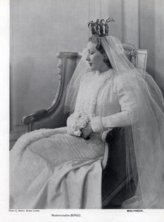 Molyneux 1939 Moire, bordée d'hermine, Wedding Dress, Miss Bergo