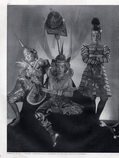 Schiaparelli (Costumes) 1939 L'Ambassade de Siam: Princesse Poniatowski, Gogo Schiaparelli, Eve Curie