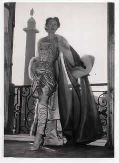 Schiaparelli 1953 Evening Gown, Crowning, Original Photo Press