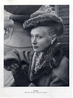 Schiaparelli 1947 fur Hat, Photo John Rawlings