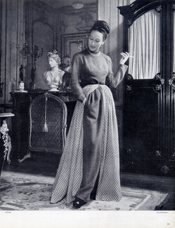 Balenciaga (Couture) 1946 Evening Gown, Photo Philippe Pottier