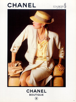 Chanel Boutique 1983 Handbag, Jewels