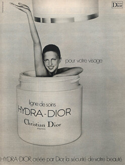 Christian Dior (Cosmetics) 1976 Making-up