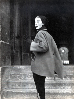 Schiaparelli (Couture) 1952 Cicada Style