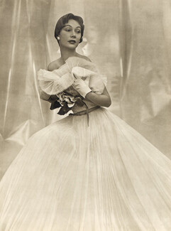 Jacques Fath (Couture) 1949 Robe du soir plissée, Photo Philippe Pottier, Strapless Dress