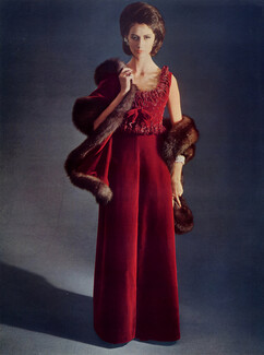 Christian Dior 1962 Photo Pottier, Evening Gown, Velvet Brossin de Méré