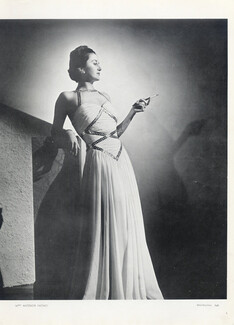 Mainbocher (Couture) 1939 Mrs Anténor Patino, Photo Joffé, Evening Gown