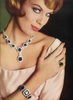 Cartier (High Jewelry) 1960 Emerald Necklace, Bracelet, Ring