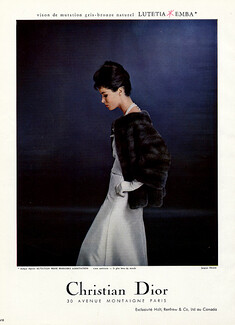 Christian Dior (Fur clothing) 1961 Photo Decaux