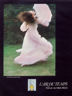 Nina Ricci (Perfumes) 1972 L'Air du Temps, David Hamilton (Parasol A)
