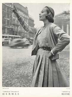 Hermès (Couture) 1952 Photo Louis Astre