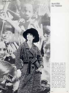 Yves Saint-Laurent (Couture) 1962 Coat, Photo Philippe Pottier