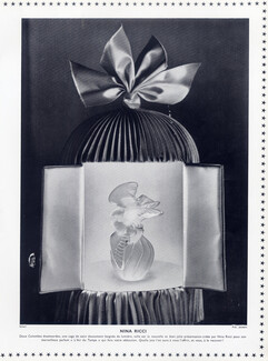 Nina Ricci (Perfumes) 1953 L'Air du Temps, Photo Schall