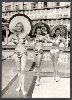 Swimwear (Fashion Show) 1951 Original Press Photo Agip, Robert Cohen