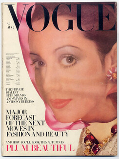 UK Vogue British Magazine 1968 August, Henry Clarke, Jean Muir, Helmut Newton