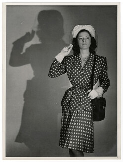 Robert Piguet & Paulette, 1945 Service Photographique du Ministère de l'Information, Services Etrangers, Original Fashion Photography