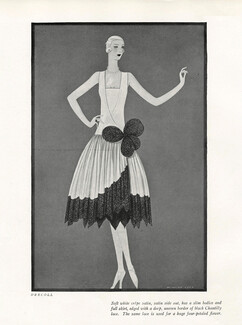 Drecoll 1927 Evening Gown, full skirt, Black Chantilly lace, four-petaled flower, Reynaldo Luza