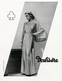 Valisère (Lingerie) 1940 Nightgown